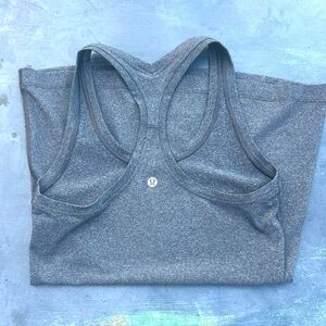 Lululemon Women Size 4 Gray Racerback Basic Athletic Workout Tank Top